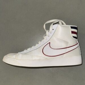 NIKE BLAZER MID PRM SNEAKERS